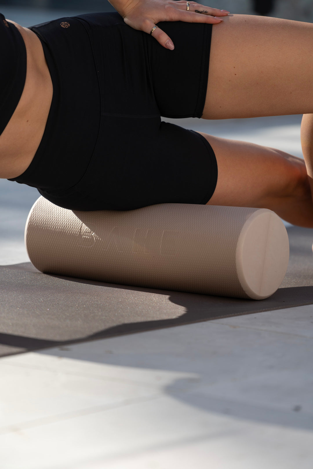 SOOTHE &amp; RESTORE PRIME ROLLER 45CM