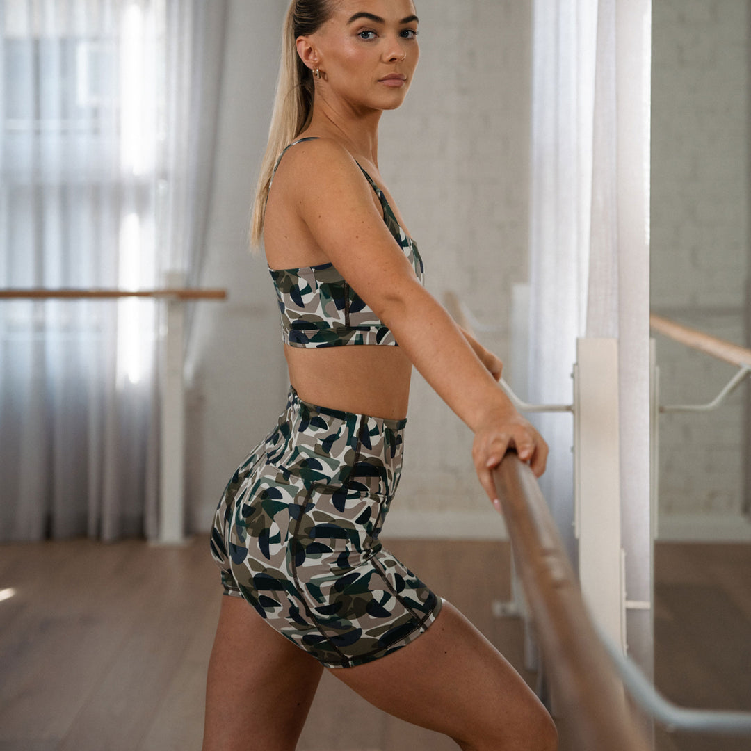 DINAMICA HIGH-RISE SHORTS 5" CAMO